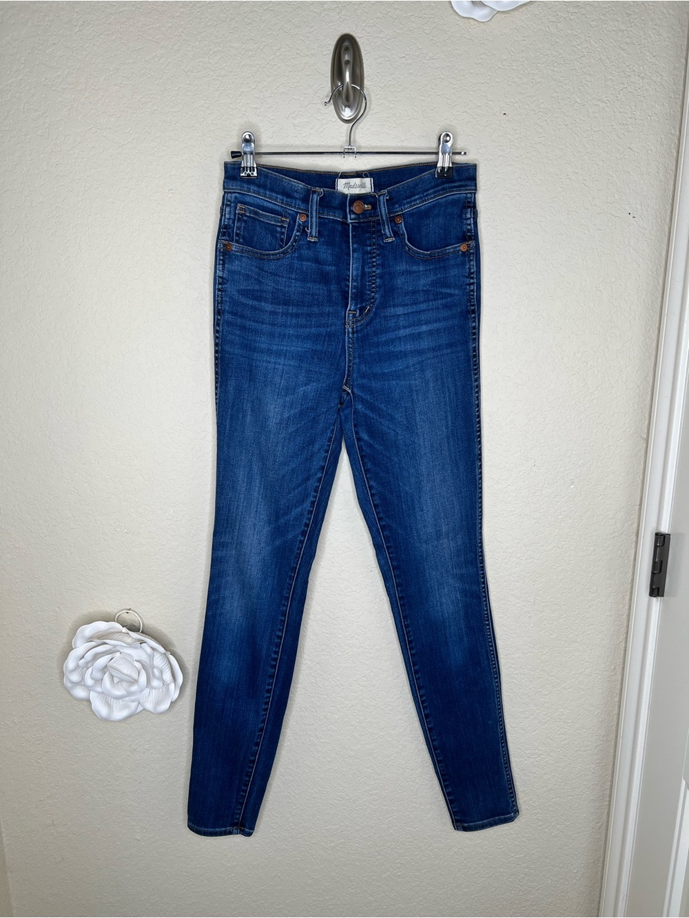 NTM: Madewell 10” High-Rise Skinny Jeans Danny Wash TENCEL Size 26 Tall - Picture 2 of 15